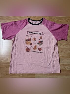 YesStyle Pink Strawberry Graphic Raglan Tee